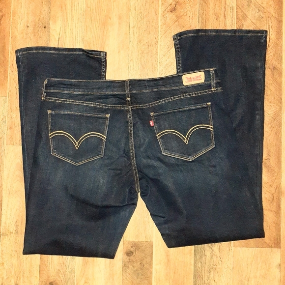 Womens Levi's 524 Bootcut size 15 - Picture 3 of 7